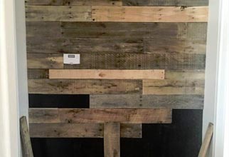 4PF - glued on pallet wall