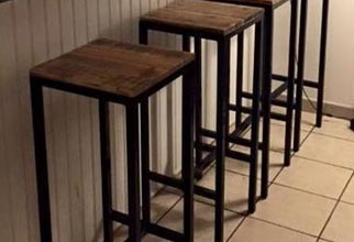 4PF - pallet wood and metal stools