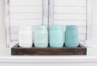 4PF - ombre painted mason jars in wood holder