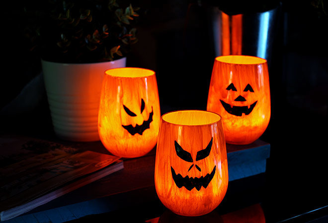 DIY Jack-O-Lantern candle holders